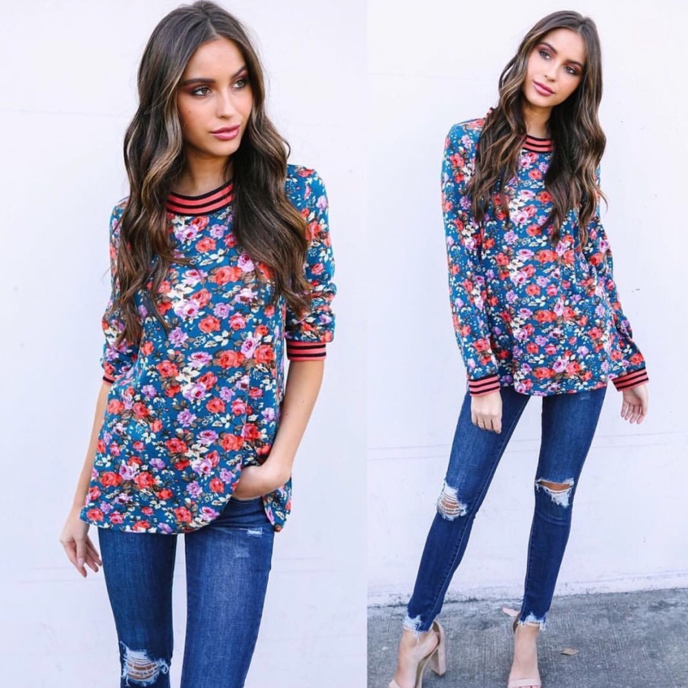 Vici Collection long sleeve floral top